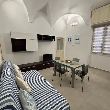 Arnaldo Da Brescia Apartamento